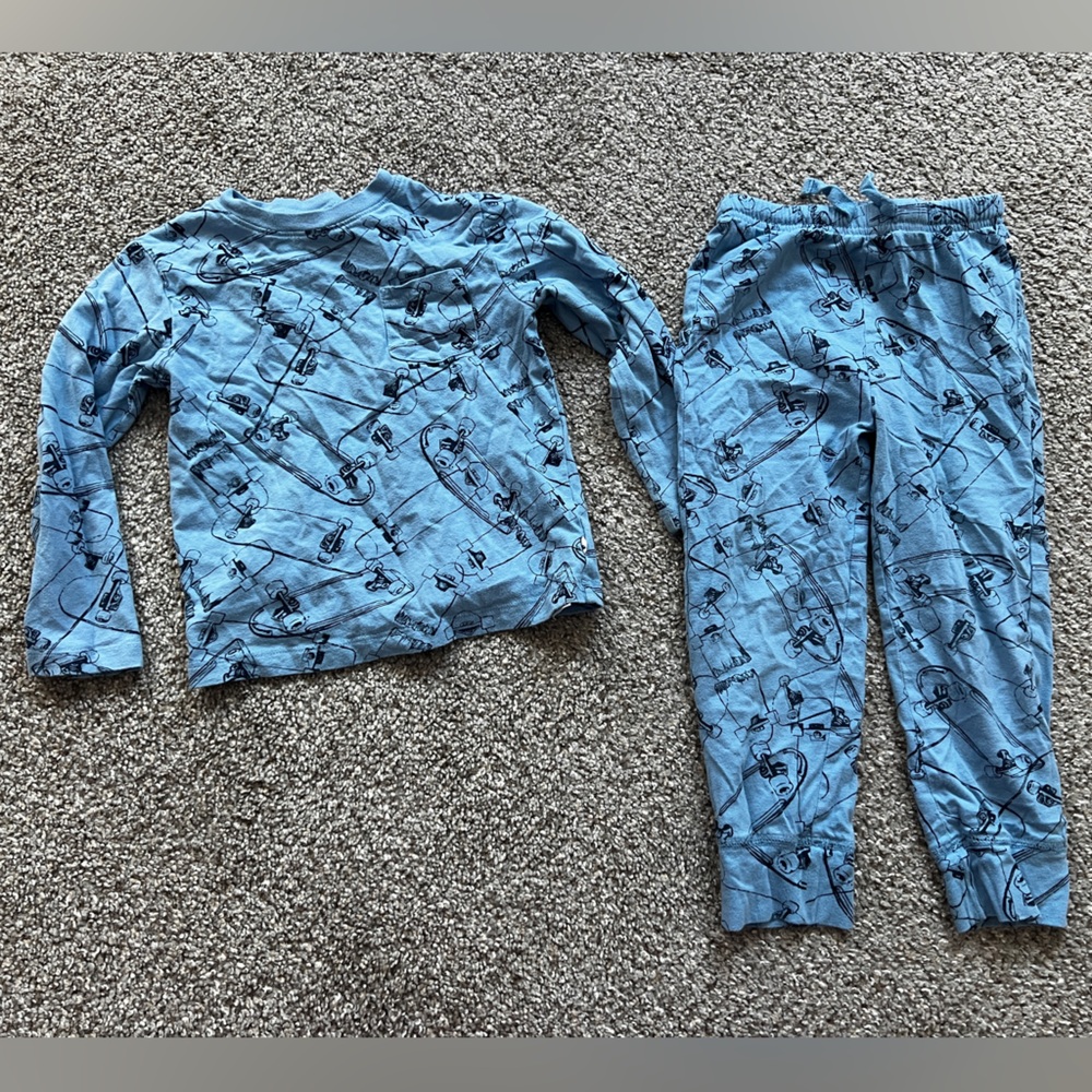 Gap boys blue skateboard matching outfit set 4T B1G1 50% off